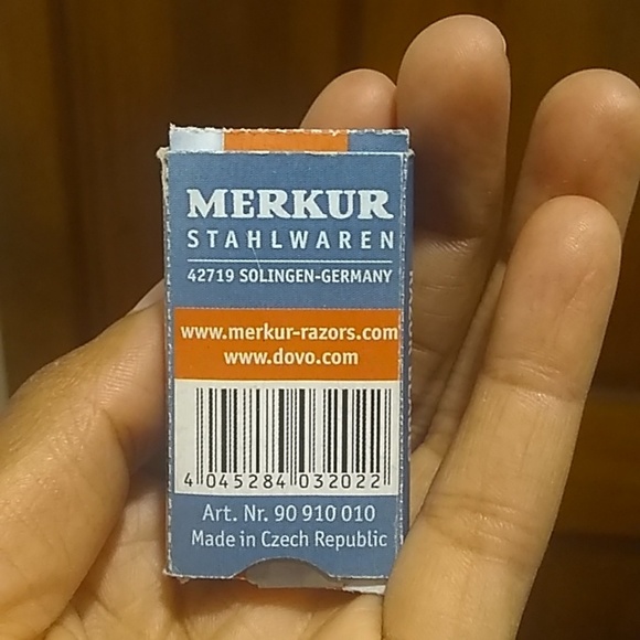 Merkur Super Platinum Razor Blades for Safety Razor - Picture 2 of 2